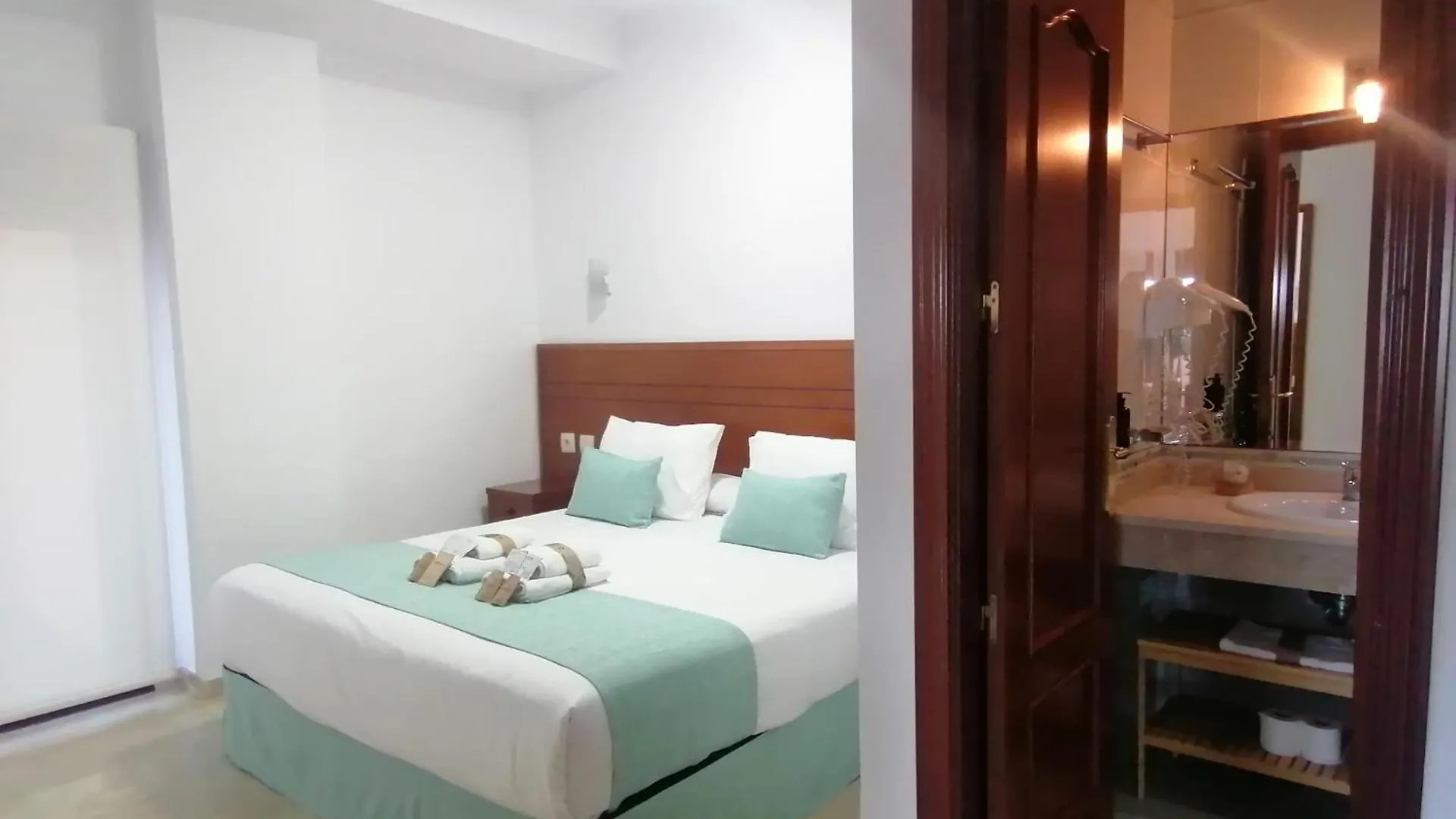 Apartamento Cn-340 Suites Estepona Espanha