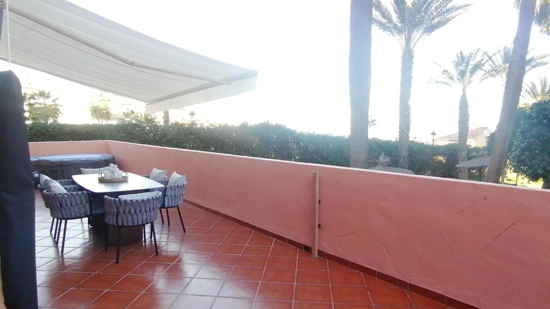 Cn-340 Suites Estepona 0*,  Španělsko