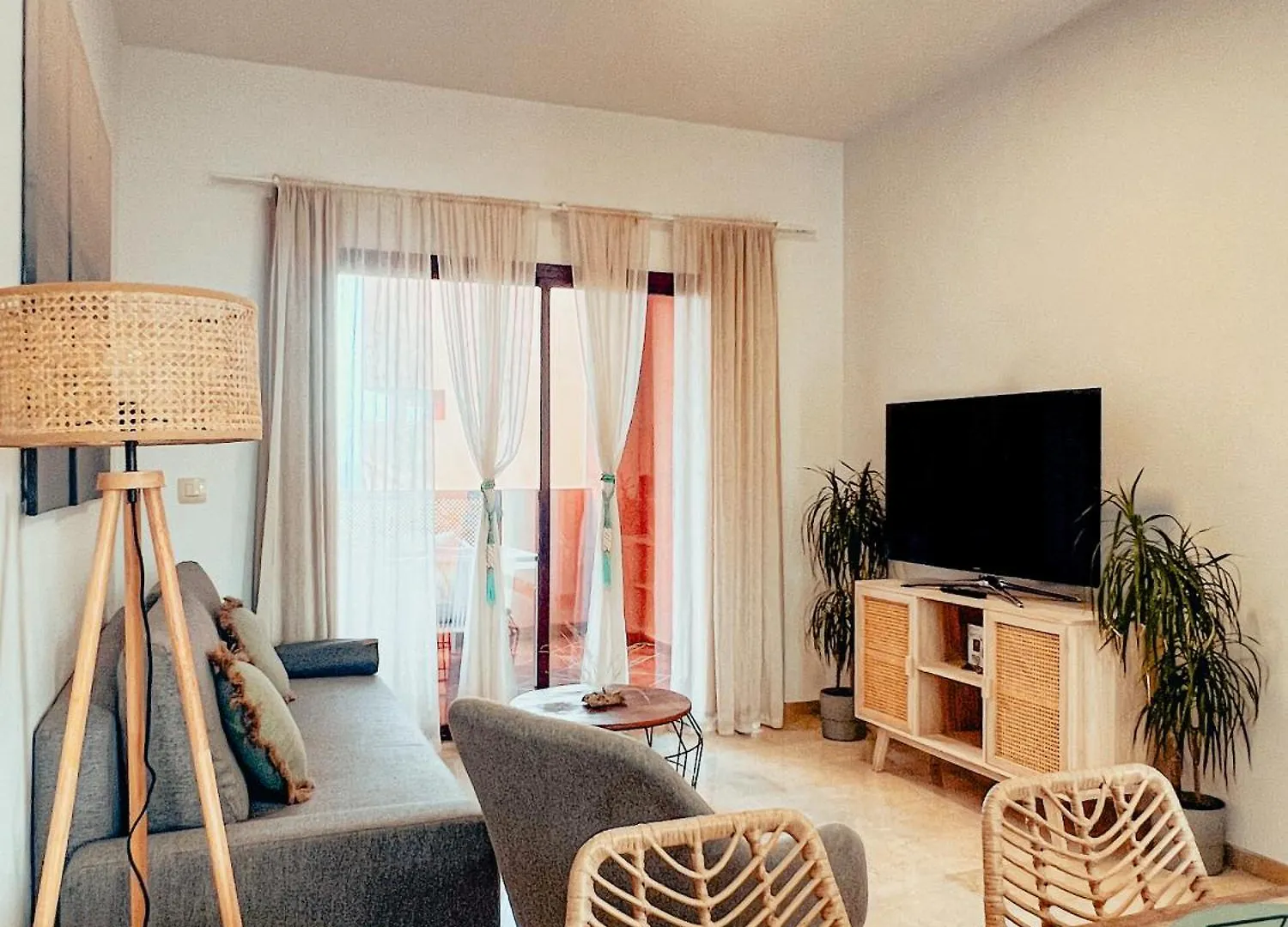 Cn-340 Suites Estepona Apartamento