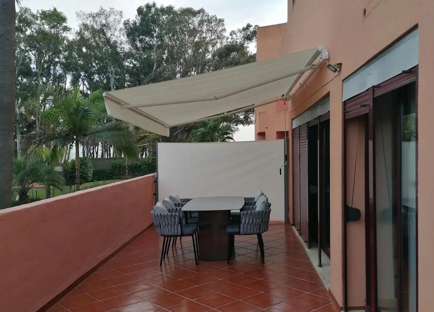Cn-340 Suites Estepona 0*,