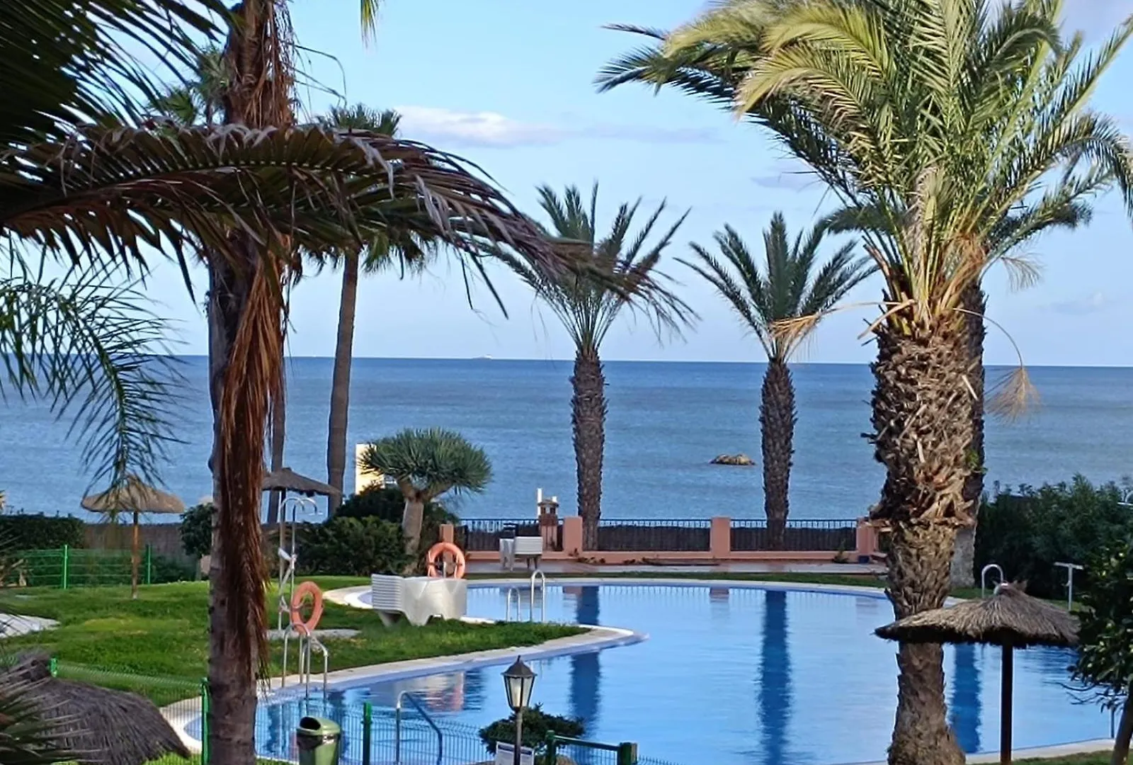 Cn-340 Suites Estepona 0*,  Espanha