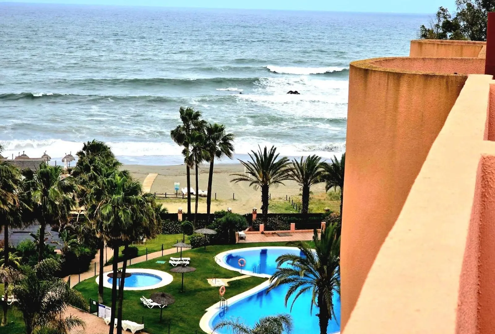 Cn-340 Suites Estepona Apartamento